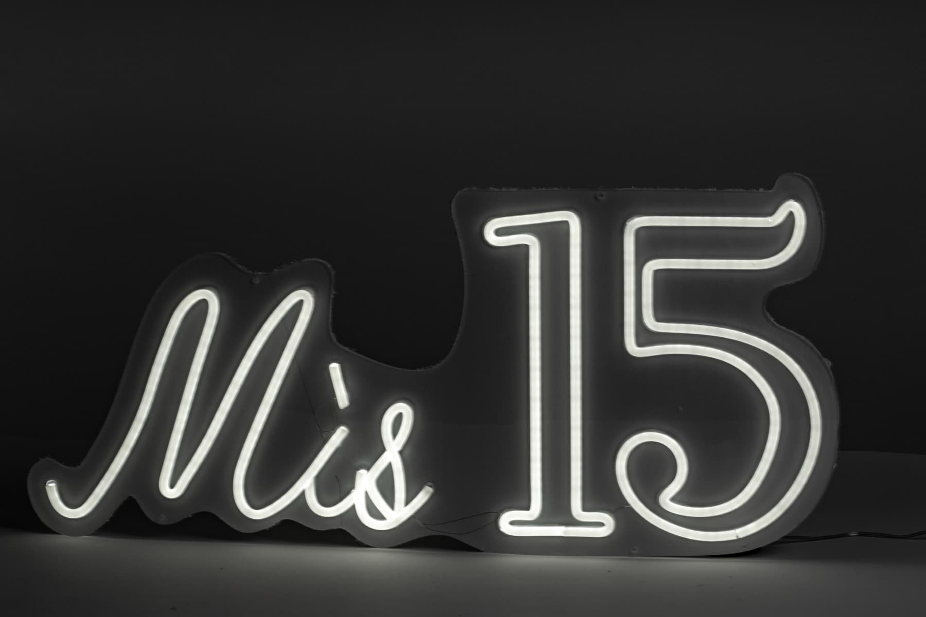 "Mis 15" Neon Light LED Sign