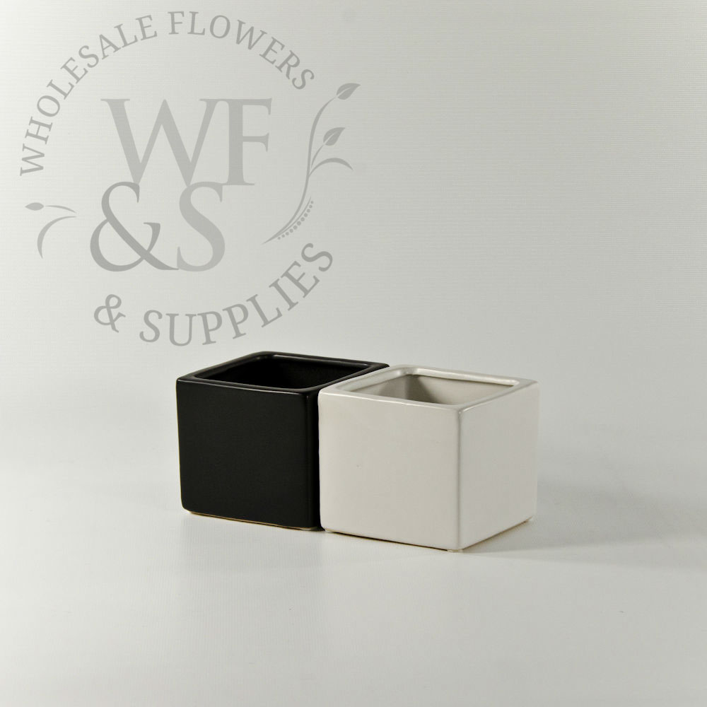 Matte Ceramic Cube in White and Black 3"