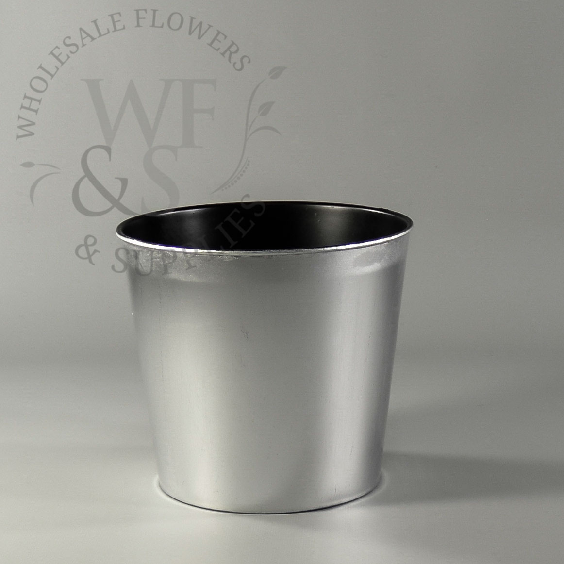 Silver Recycled Plastic Pot